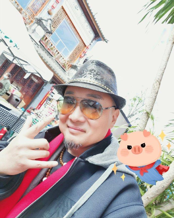 一条广告将他捧红，好心办事却锒铛入狱，“燕舞小子”今何在？