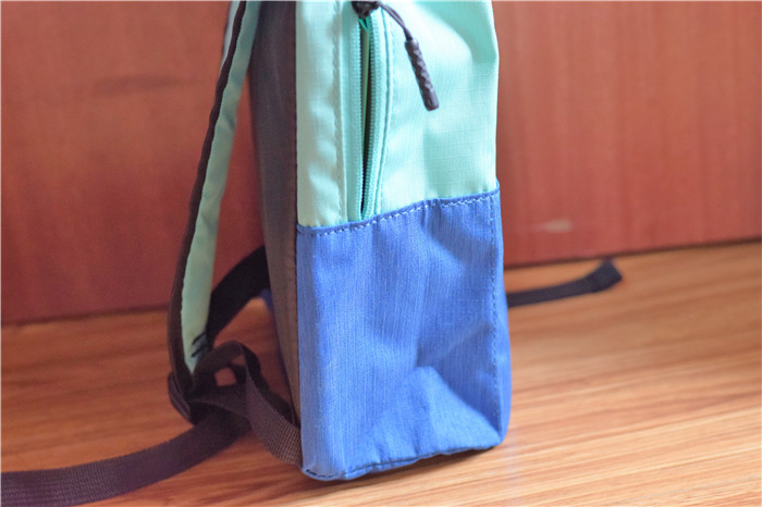 小米背包为什么这么受欢迎,小米极简都市背包一代和二代