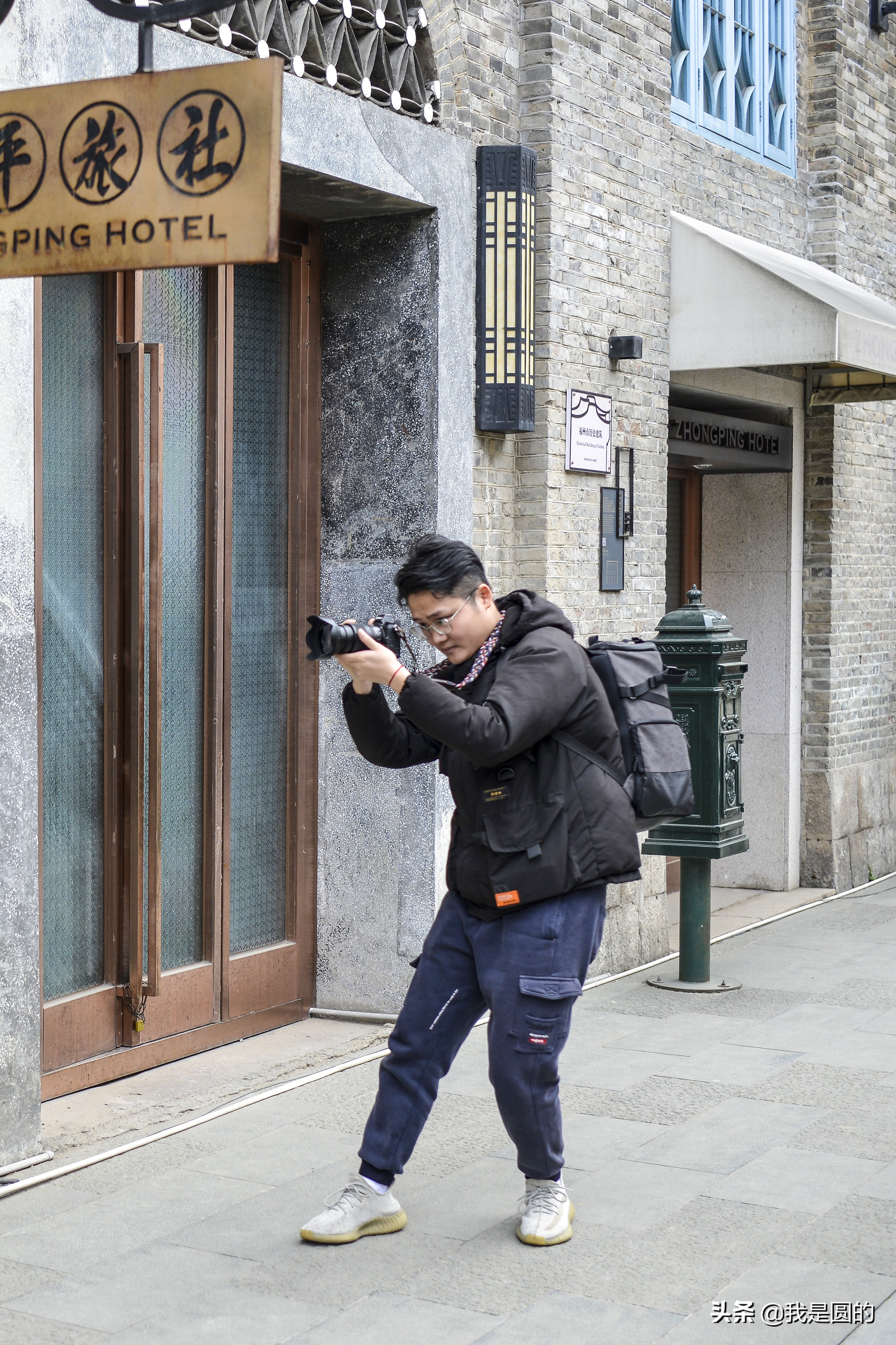 人力车上摆风流（原创摄影+随笔）