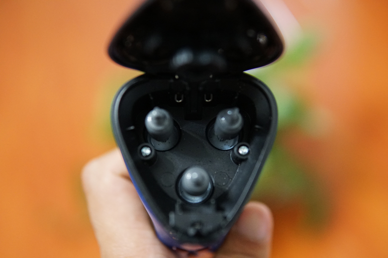 东京飞利浦小旋风剃须刀,飞利浦剃须刀清洗水