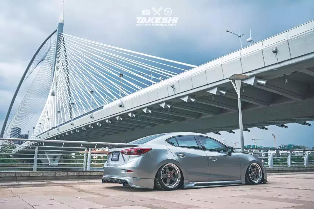 马自达3axela昂克赛拉摩登上市,马自达3axela昂克赛拉参数