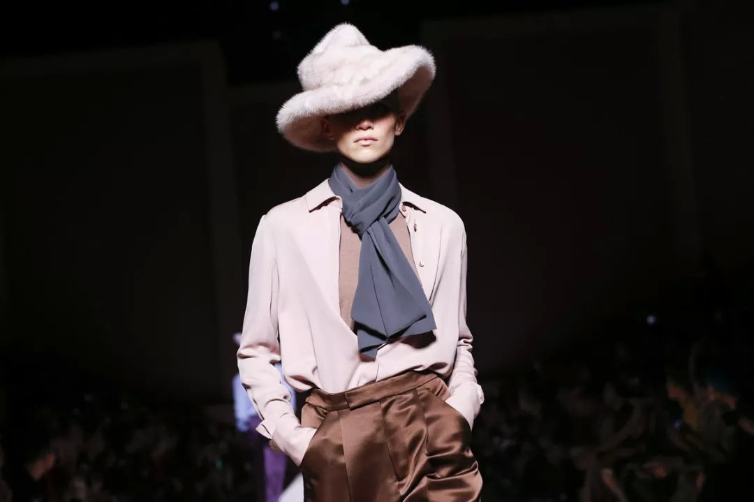 为什么皮草越来越少了,便宜的皮草和贵的皮草区别在哪里