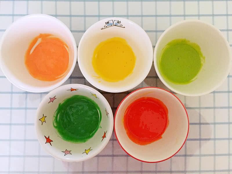 宝宝突然一洗澡就哭是怎么回事,宝宝洗澡哭得可伤心了