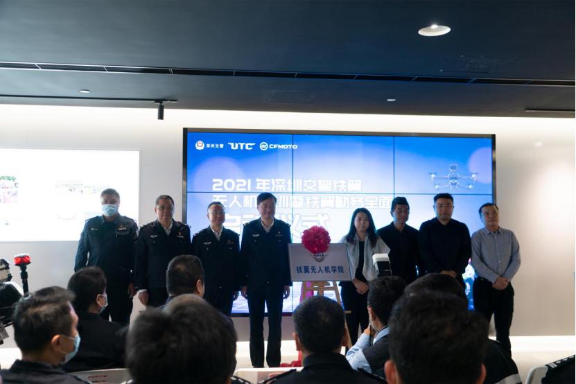 深圳交警无人机巡逻,深圳交警铁骑和机训