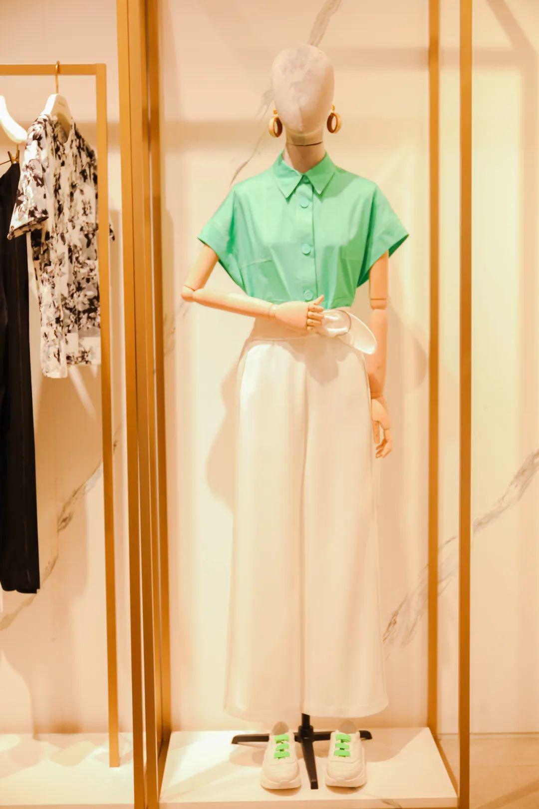 不看血亏!5.9折的克拉钻、买正装送正装的YSL,成都就这儿有