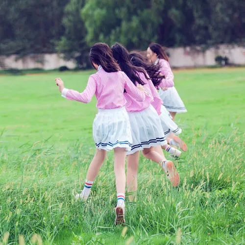 乳房发育初期身高会猛长吗,女儿胸部提前发育注意事项