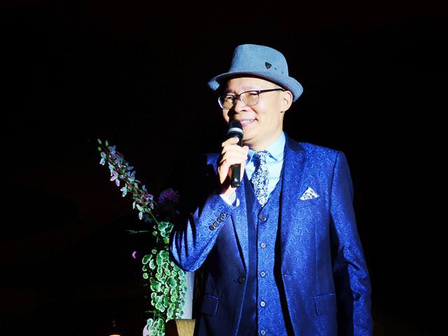 萨克斯演奏新春歌曲,萨克斯四重奏高亢嘹亮激情澎湃