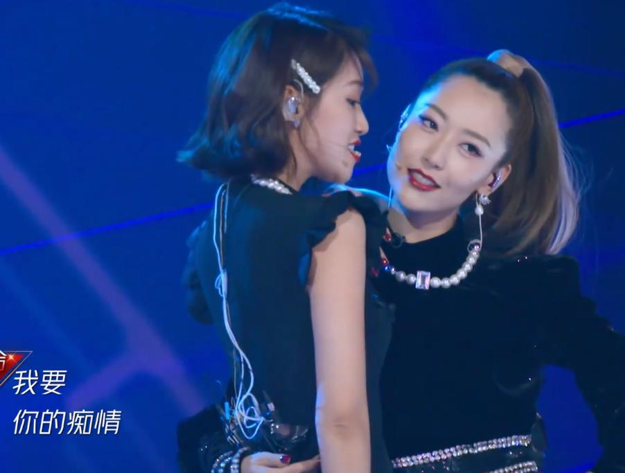 宁静乘风破浪的姐姐万茜出场,乘风破浪宁静黄龄万茜唱歌