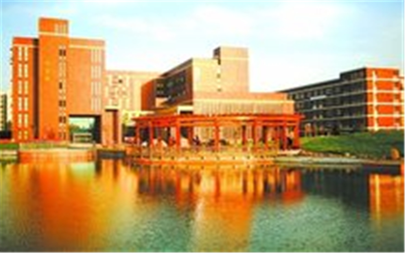 河南民办高校（本科）大起底：野花儿香，能采不？