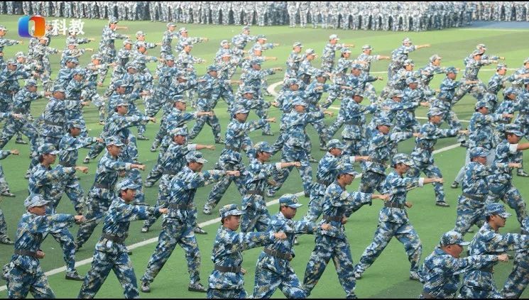 重庆城市职业学院军训,重庆城市职业学院新生晚会