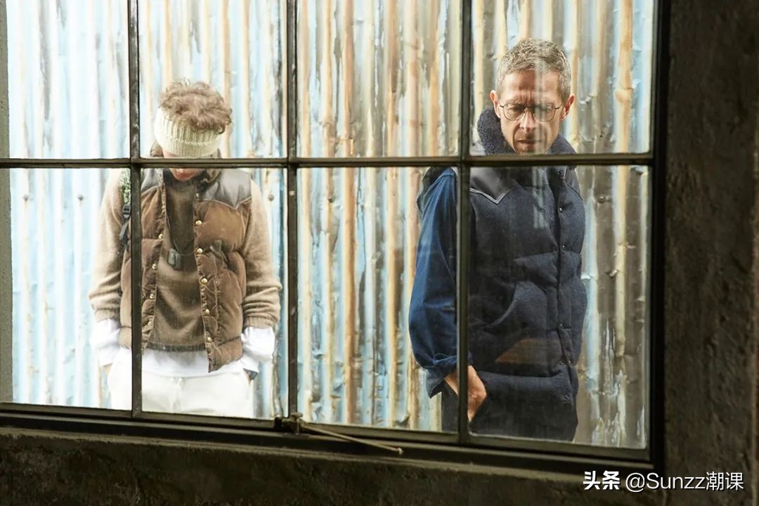 一款非常受欢迎的羽绒马甲,羽绒马甲必备款