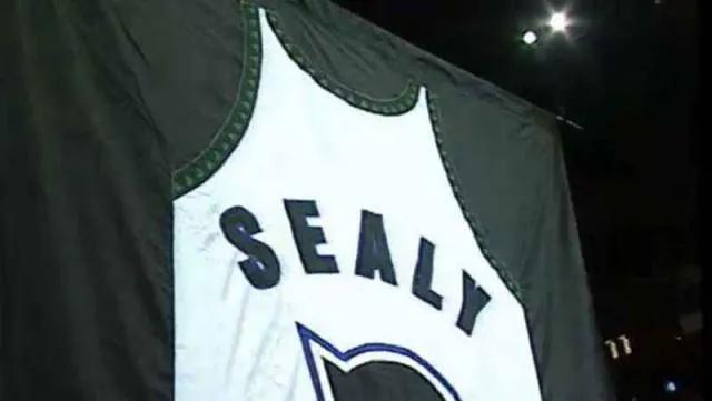 拒绝球衣退役的球员,拒绝球衣退役的人