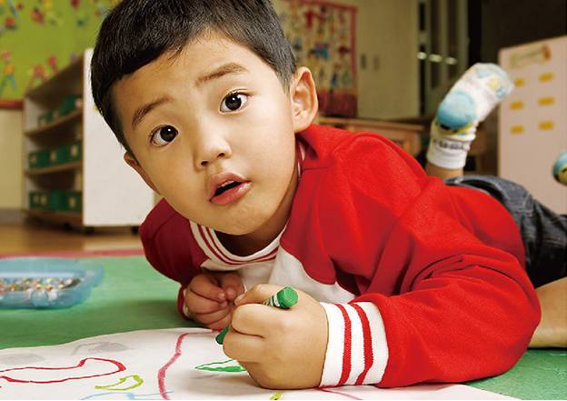 爸爸假扮变形金刚,爸爸看变形金刚