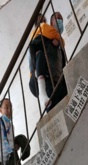 市场监管人员真抓实干履职尽责,崇阳市场监督管理局成员