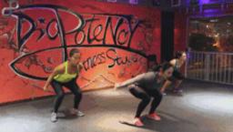 立定跳远腾空动作练习方法,立定跳远蹬摆结合如何练习