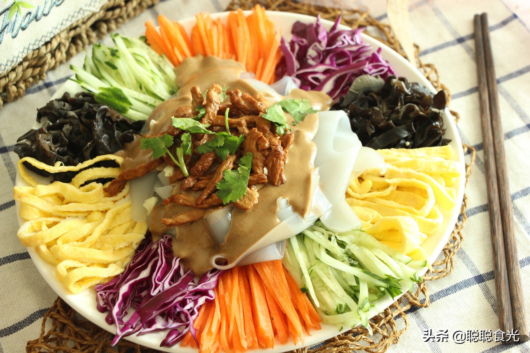 东北拉皮淀粉比例,拉皮的做法用什么面粉