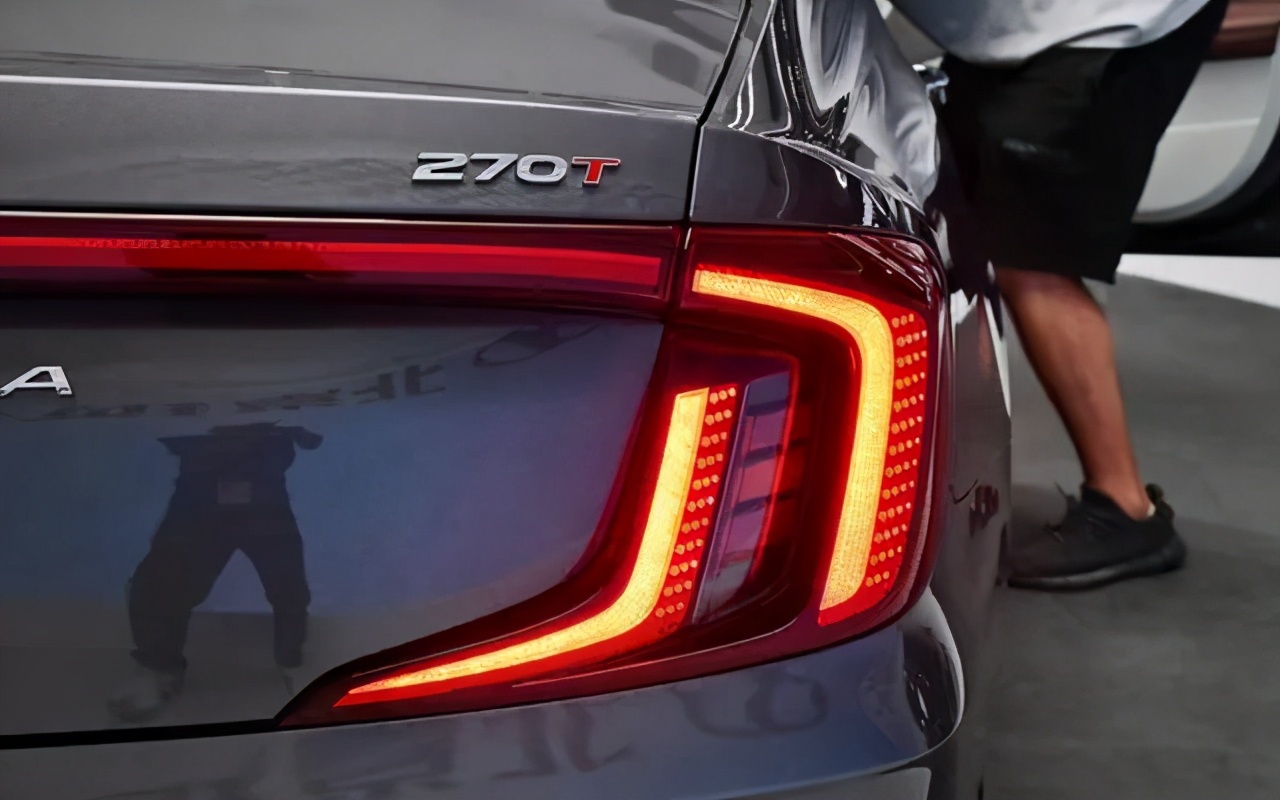 全新一代名图上市五款车型如何选,全新一代现代新名图黑武士