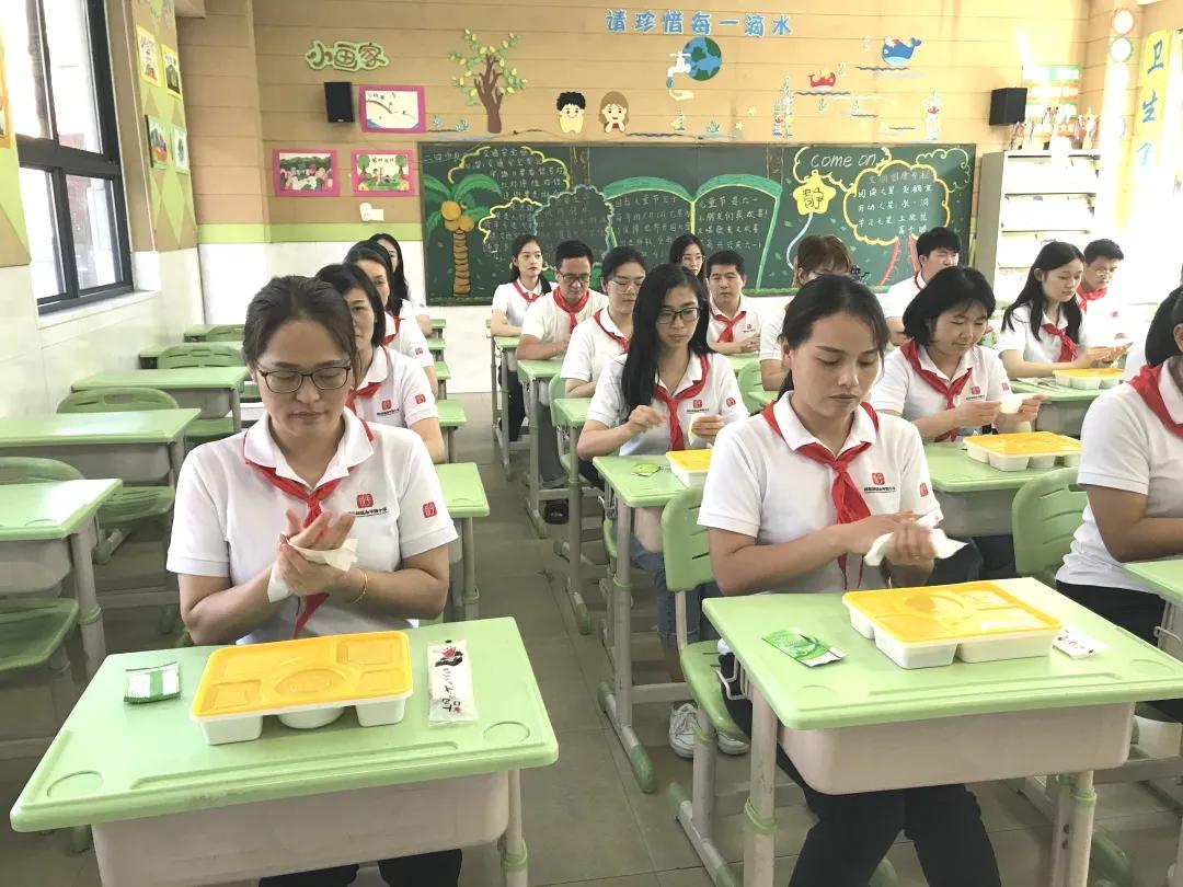 郑东新区永平路小学2021年秋季返校开学暨疫情应急处置演练