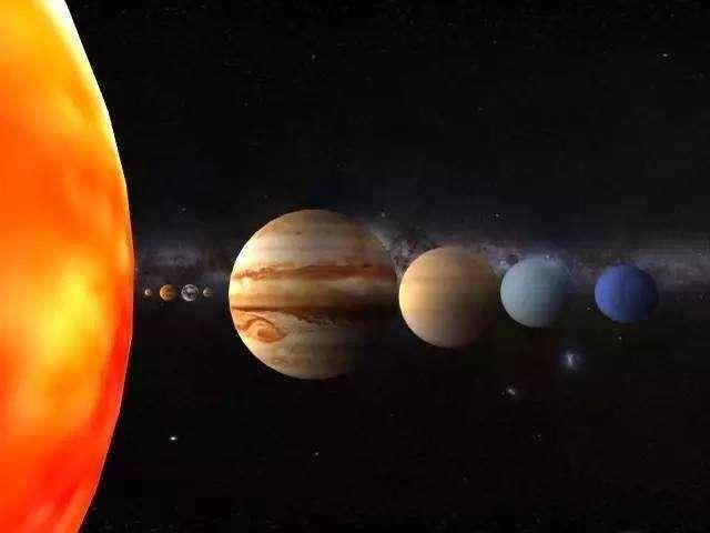 为什么现在太阳系只有八大行星呢,太阳系的八大行星都有固定表面吗