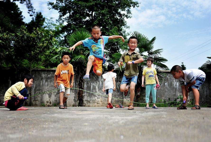 一家新的幼儿园培训什么,比较完整的幼儿园教育方案