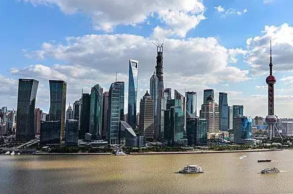 上海外滩1500大平层,月入五千怎么在上海买房