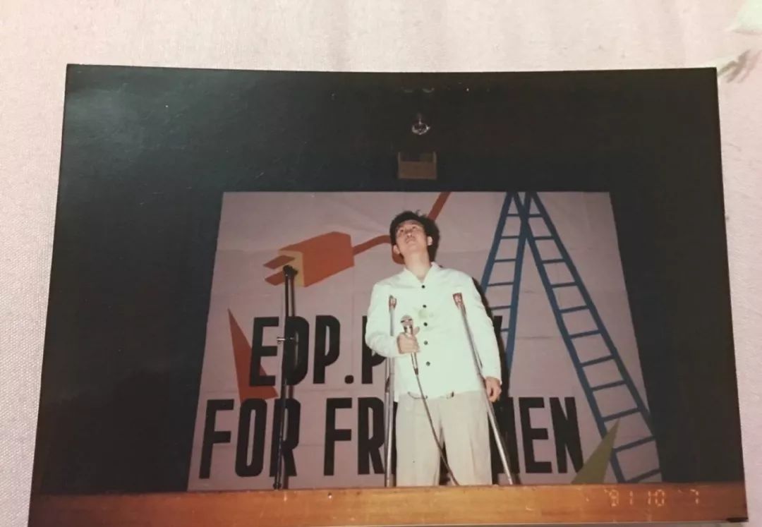 郑智化：因《水手》爆红，不到40岁就隐退歌坛，如今他生活怎样？