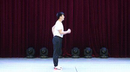 800米1000米训练方法中考体育,中考体育男1000米女800米训练视频