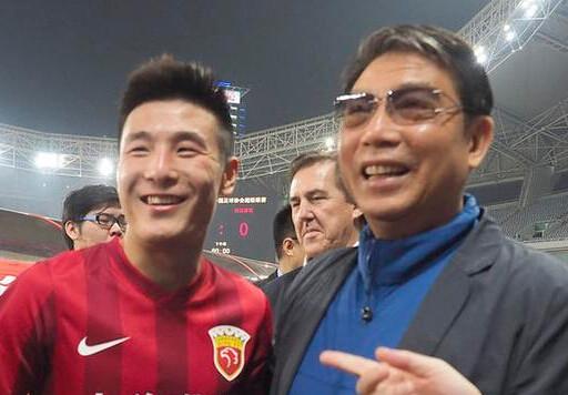 董路推崇徐根宝完整视频,董路评价徐根宝为国足做贡献