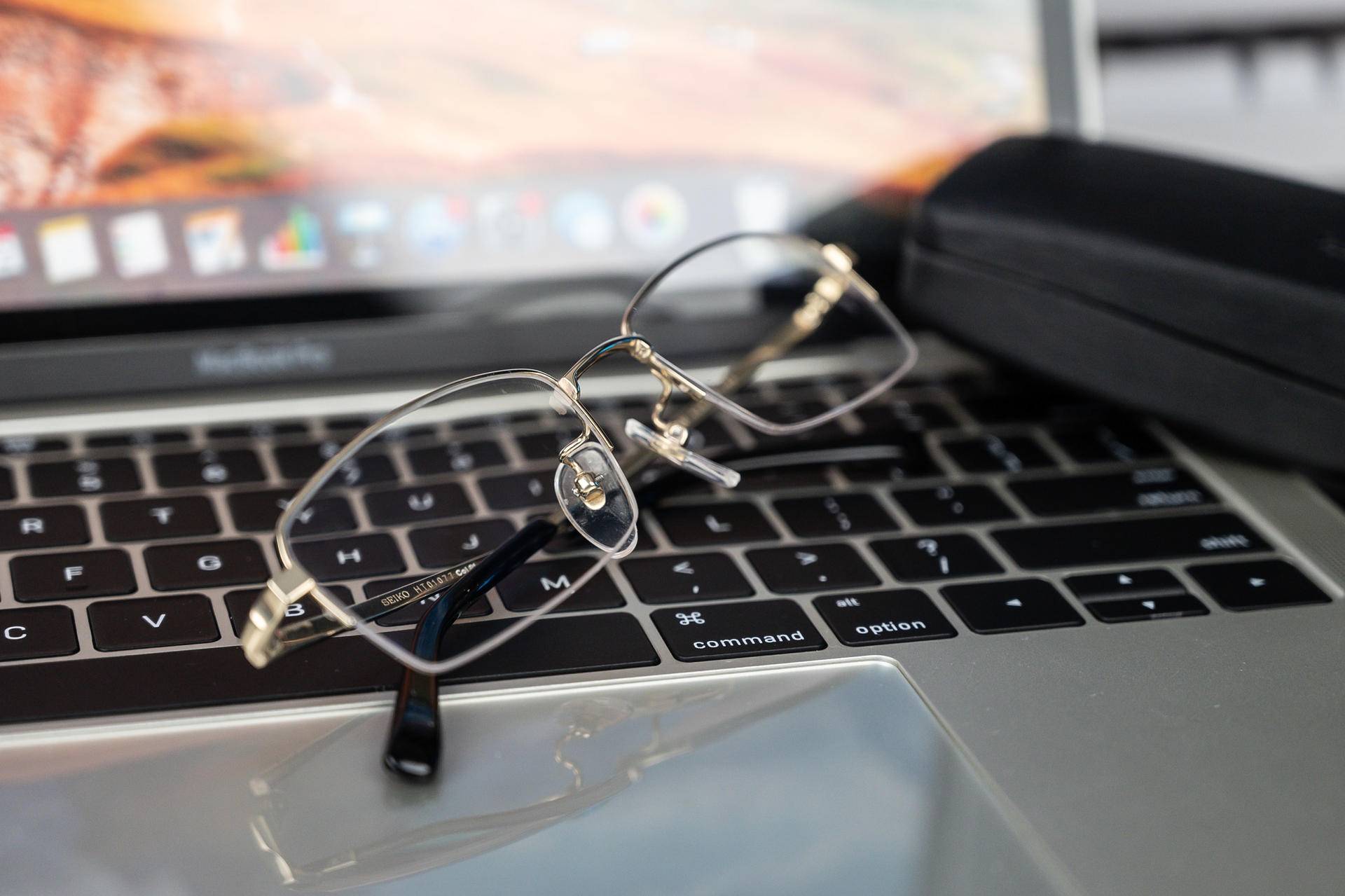 不近视蔡司镜片推荐,不吹不黑专业评测