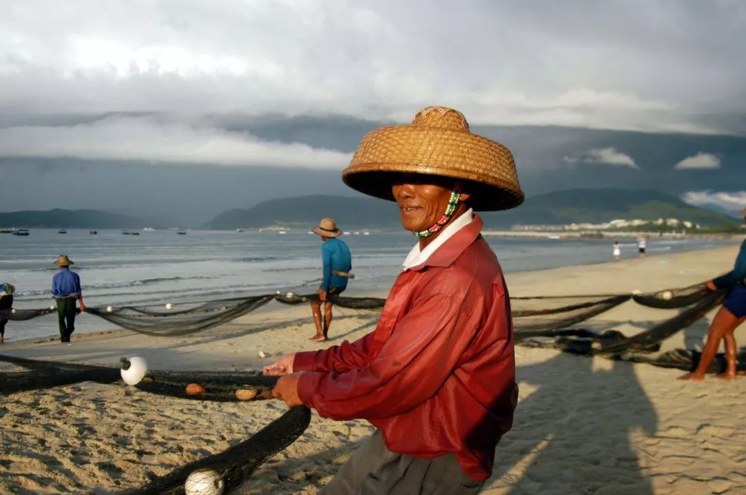 三亚外地人多,三亚市外地人