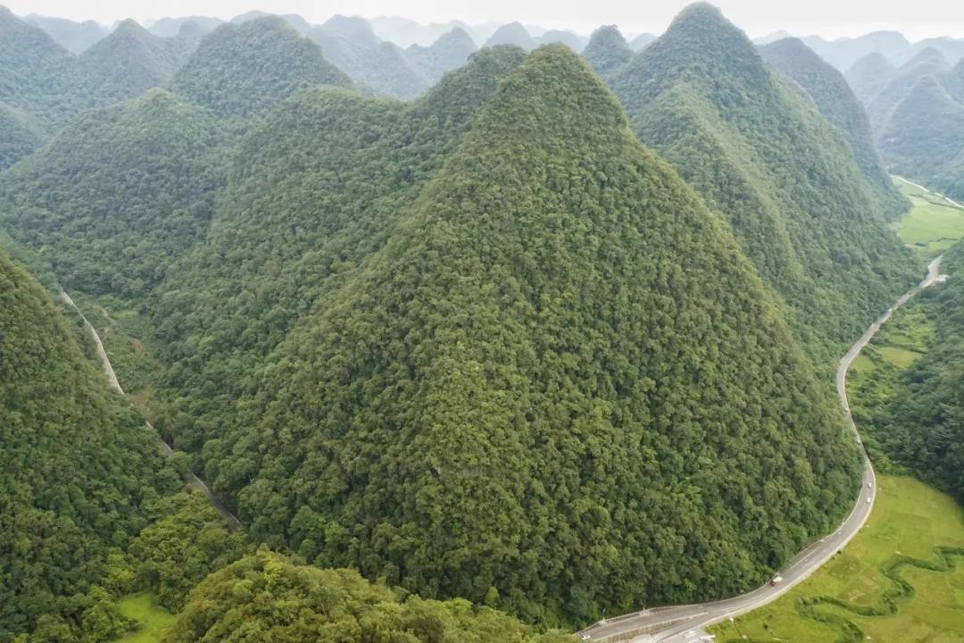 国内最适合一个人旅行的20个地方,一个人自驾旅行累了想回家