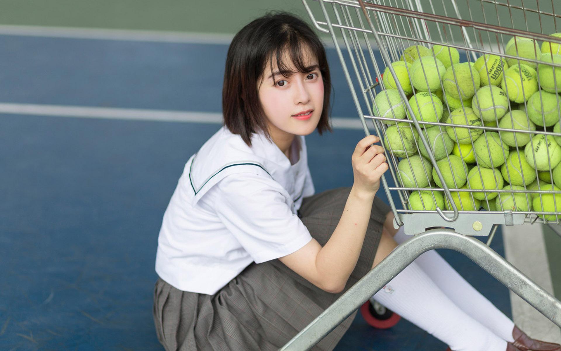 怎样哄一个女孩让她原谅自己,如何哄好还不是女朋友的女生