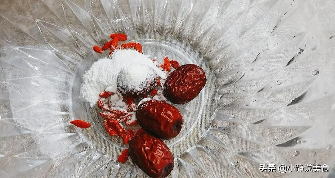 适合女人冬天喝的美容养颜茶,女性一生必知道的养生养颜茶