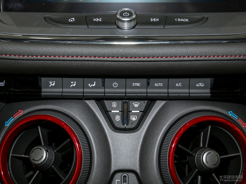 奥迪新a4l2023款,奥迪a3和小鹏p7哪个好