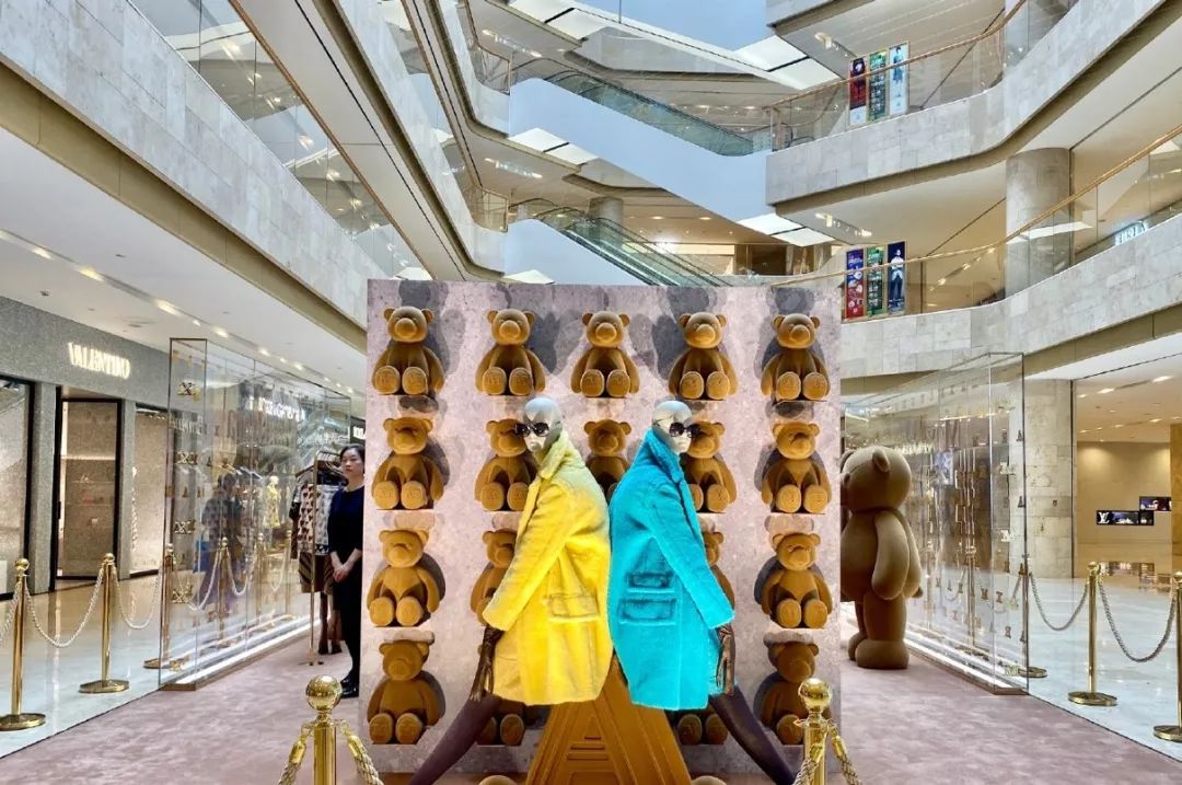 小服装店的陈列技巧图片欣赏,小服装店的陈列技巧图片欣赏大全