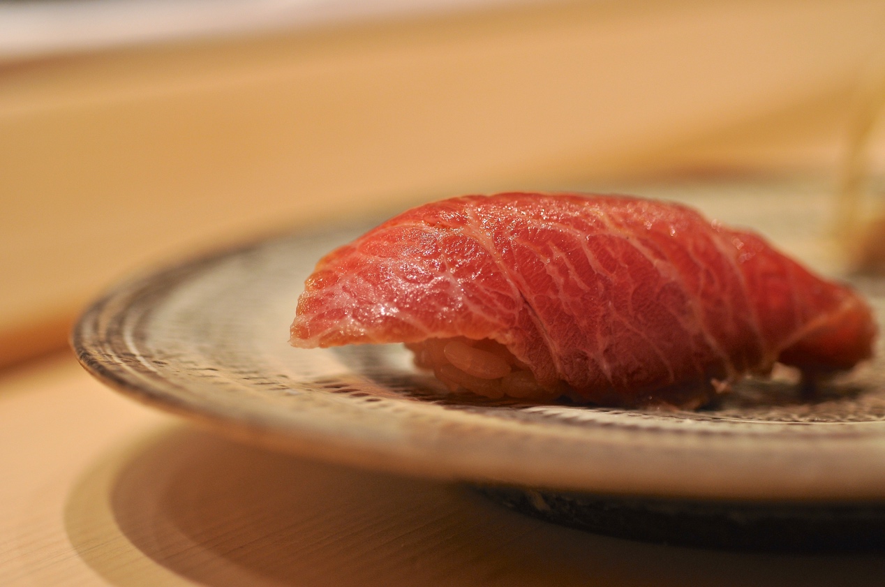 一个小小渔港是如何成长为亚洲顶级美食殿堂的？