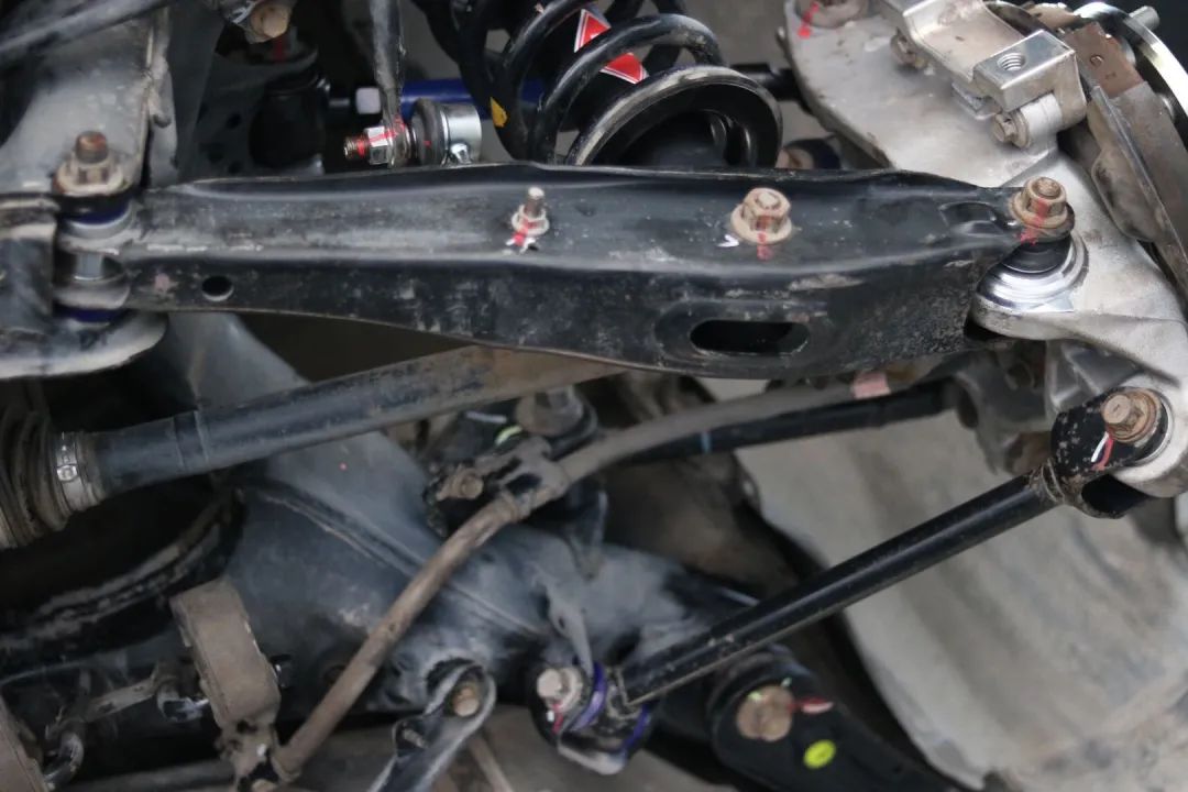 怪兽汽车翻新地址,怪兽修车翻新奥迪q7