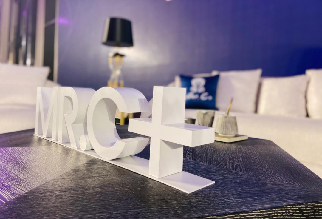 Mr.C+与峰上大宅装饰达成战略合作联盟，又多了一位强力的小伙伴