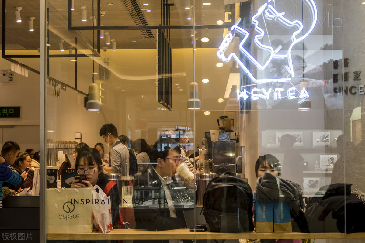 奶茶店创业可行性分析怎么写,开奶茶店需要考虑哪些因素