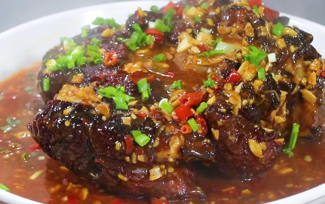 红烧猪脚的家常做法软烂脱骨川味,高压锅炖一整只猪脚要多久才脱骨