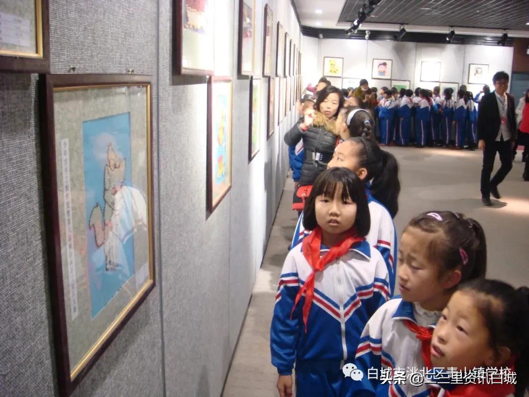 扎根基层奉献青春乡村教师,扎根乡村教育教师视频