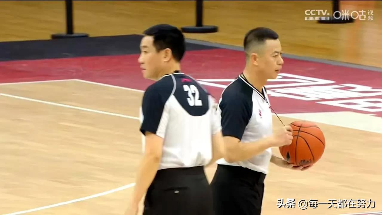 深度剖析cba裁判问题,强大的背景