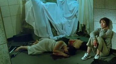 发现妈妈被杀假装写作业,发现妈妈遇害假装写作业电影简介