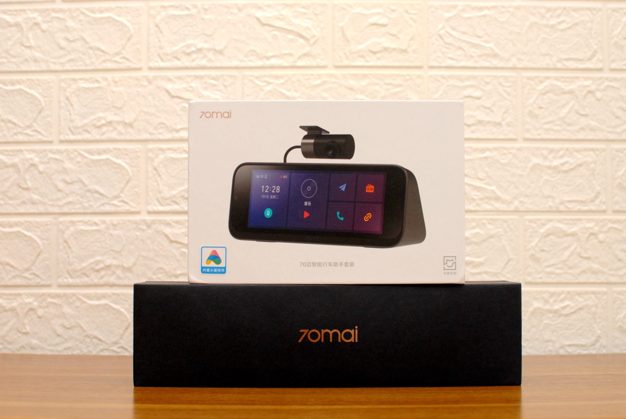 70迈智能后视镜梦想版评测,70迈智能后视镜和梦想版区别