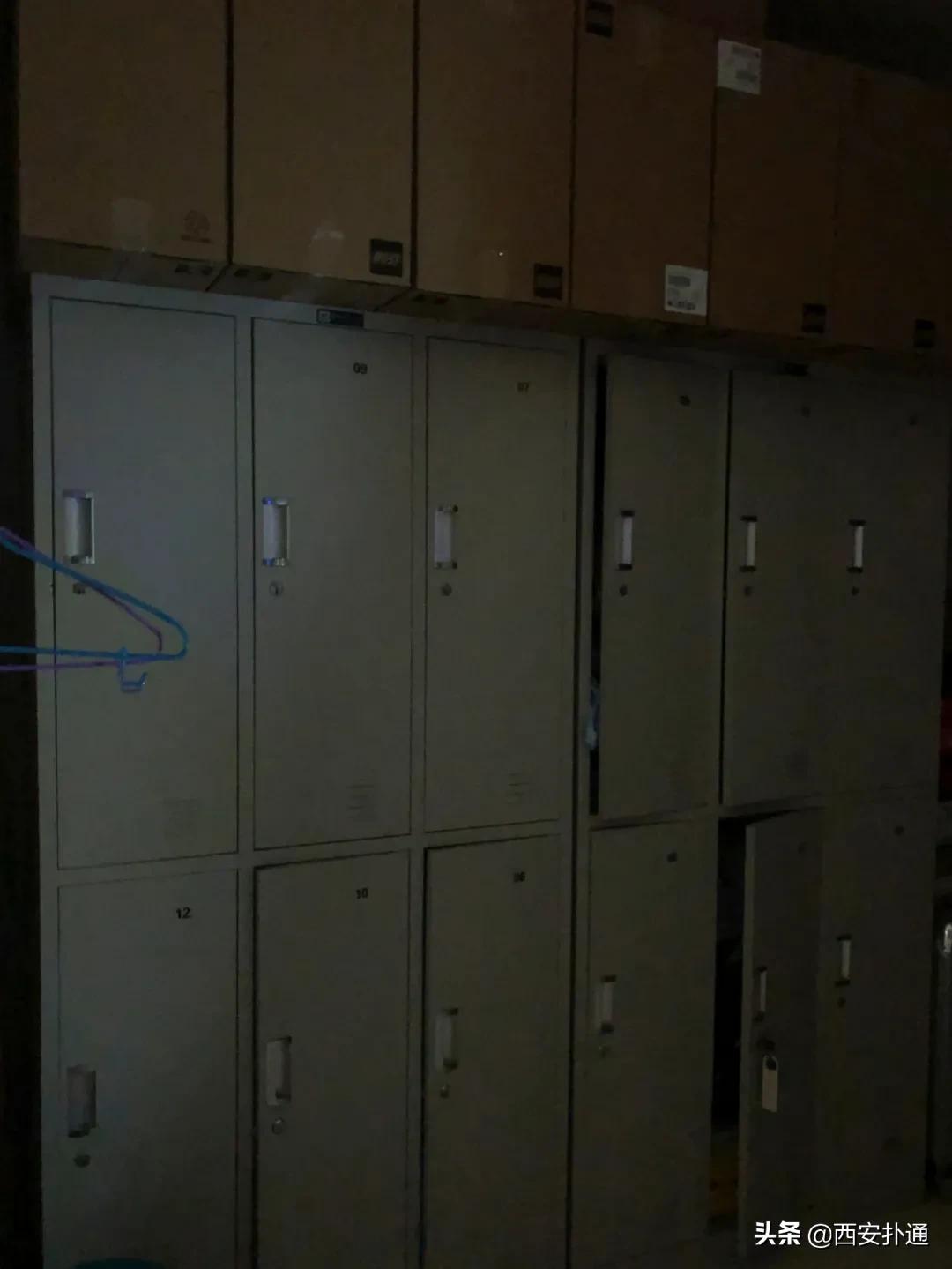 我住进西安37元一晚的胶囊房，扒开了西漂的另一面