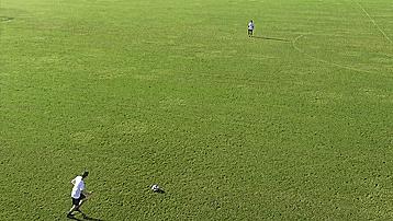 长传球的五个步骤,精准长传教学