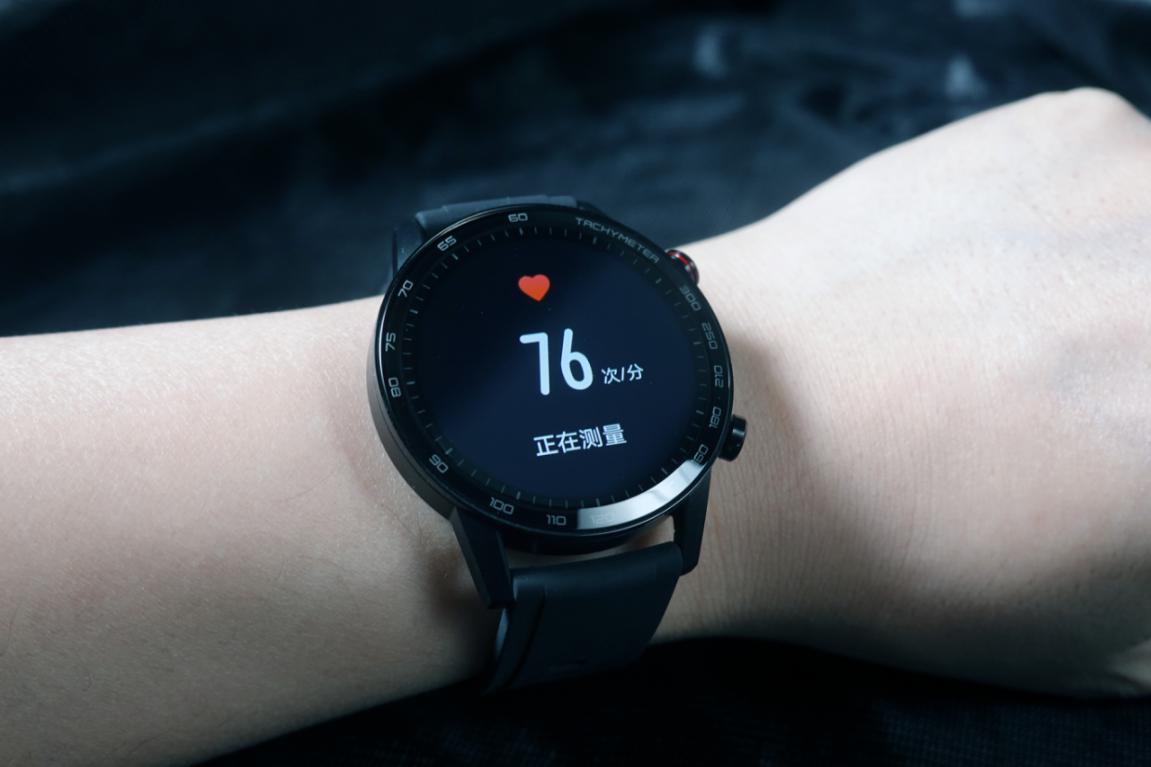 荣耀magicwatch2多长时间充满电,荣耀magicwatch2续航时间