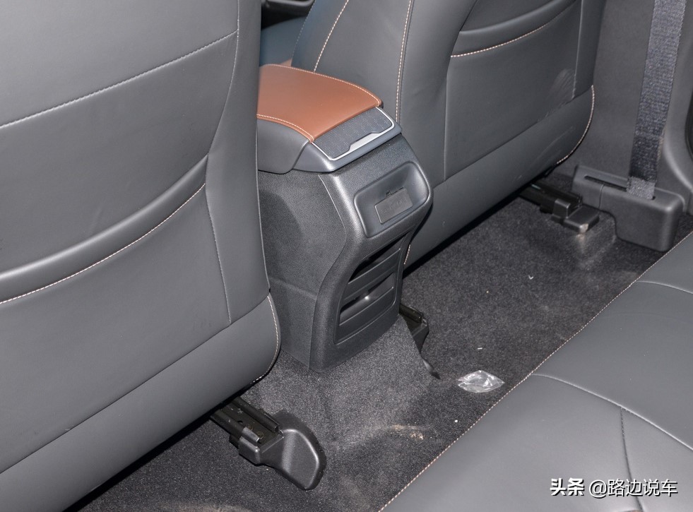 吉利帝豪gl车主实际体验,开起来大气上档次的车