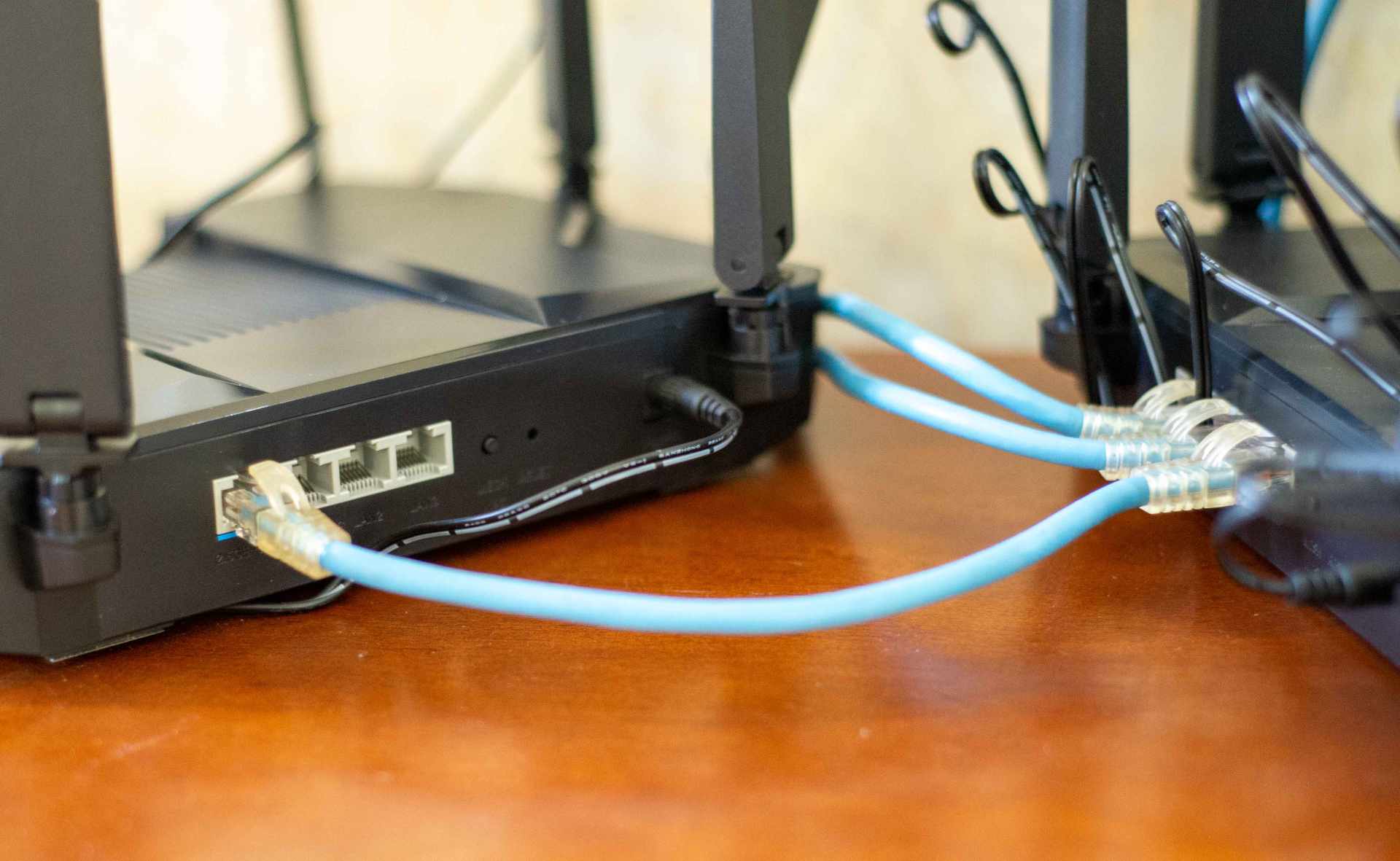 中兴ax5400promesh组网测试,中兴ax5400pro的穿墙能力