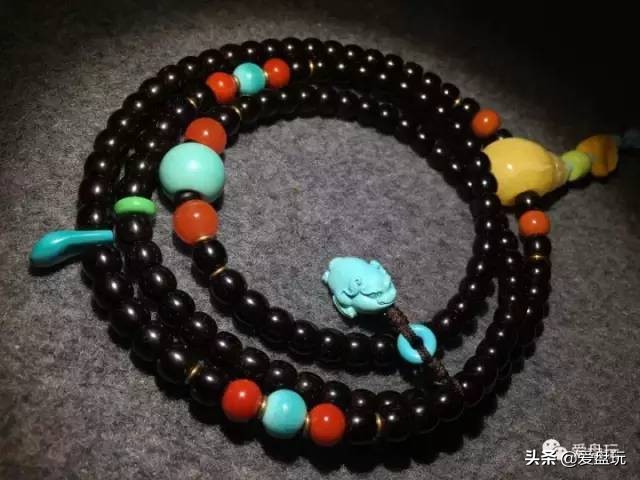盘玩包浆后变黑的文玩,包浆手串盘玩11毫米
